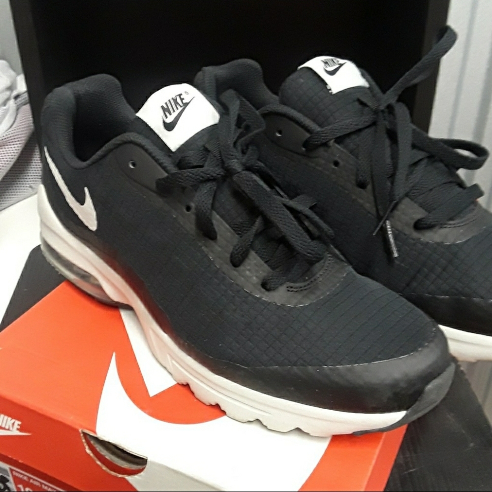 Nike air max